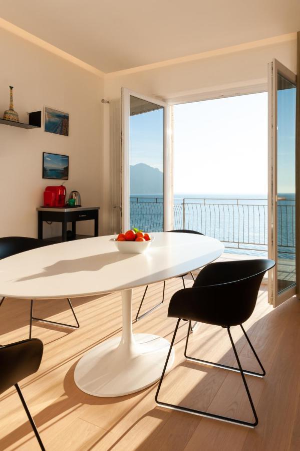Da Ninangelo Appartamento Vista Mare Salerno Exterior photo